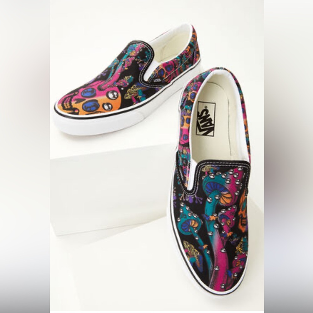 Vans Classic Slip-On Trippy Dip Shoes, Black Multi, Size 7.5 Men/9 Women, NWT - Picture 1 of 7
